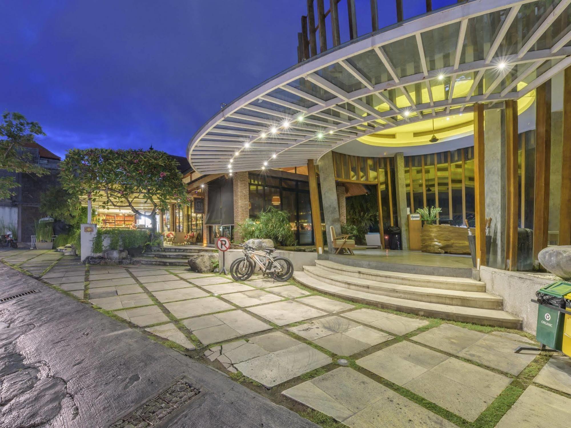 Maca Villas&Spa Seminyak Exterior foto